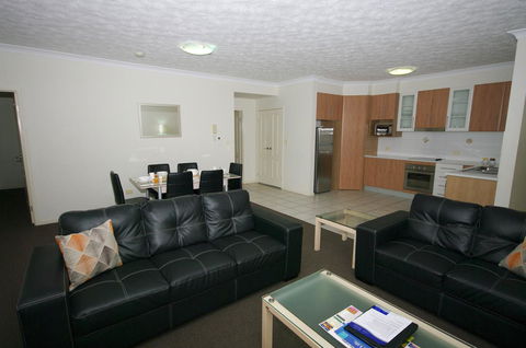 La Vida On Anzac - Accommodation Gladstone 9