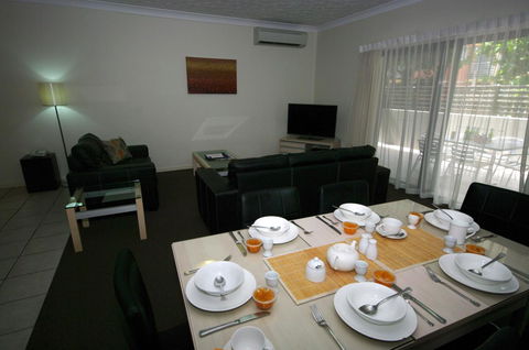 La Vida On Anzac - Accommodation Gladstone 4