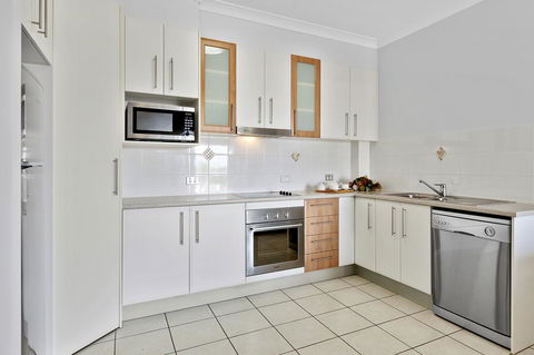 La Vida On Anzac - Accommodation Gladstone 23