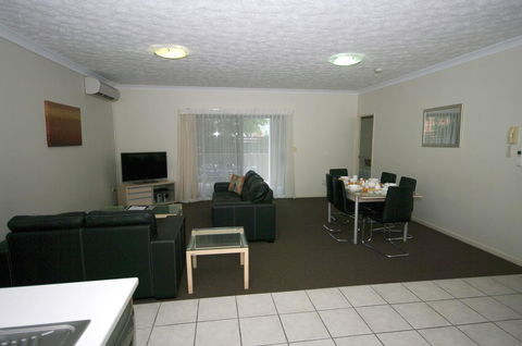 La Vida On Anzac - Accommodation Gladstone 5
