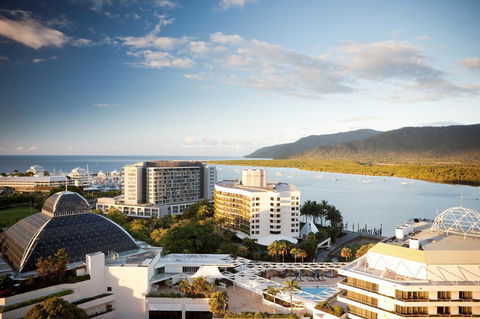 Pullman Cairns International - Accommodation Gladstone 24