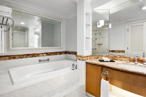 JW Marriott Gold Coast Resort & Spa - Accommodation Gladstone 22