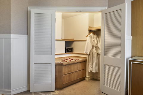 JW Marriott Gold Coast Resort & Spa - Accommodation Gladstone 10