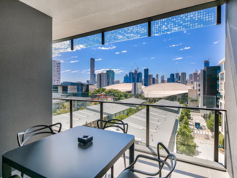 Opera Apartments South Brisbane - Accommodation Gladstone 6