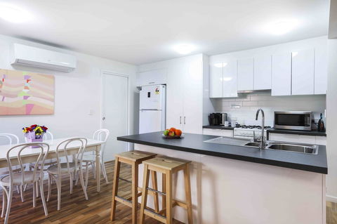 Sandbox Apartments - Accommodation Gladstone 19