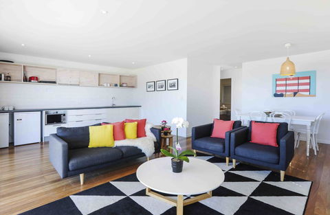 Sandbox Apartments - Accommodation Gladstone 11