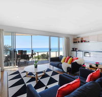 Sandbox Luxury Beach Front Apartments - Accommodation Gladstone