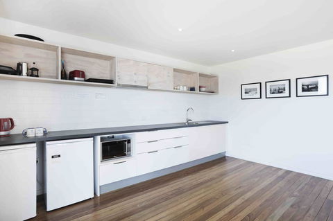 Sandbox Apartments - Accommodation Gladstone 38