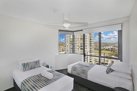 Catalina Resort - Accommodation Gladstone 27