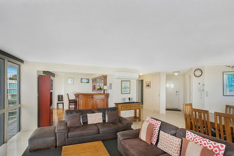 Catalina Resort - Accommodation Gladstone 29