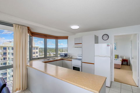 Catalina Resort - Accommodation Gladstone 6