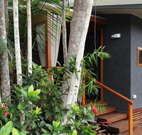 Forest Lodge Little Villa - Accommodation Gladstone