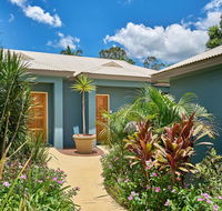 Blue Summit Hideaway - Accommodation Gladstone