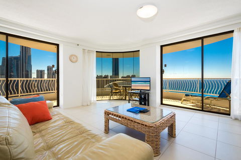 Aegean Resort Apartments - Accommodation Gladstone 14