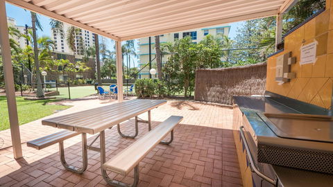 Aegean Resort Apartments - Accommodation Gladstone 37