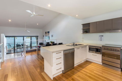 Shorelines Apartments On Hamilton Island By HIHA - Accommodation Gladstone 10