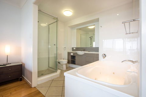 Shorelines Apartments On Hamilton Island By HIHA - Accommodation Gladstone 3