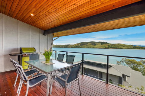 Shorelines Apartments On Hamilton Island By HIHA - Accommodation Gladstone 0