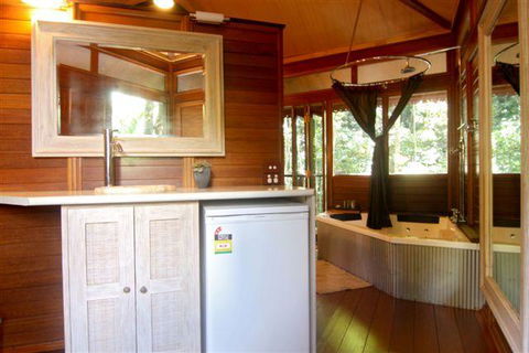 Cairns Rainforest Retreat - Accommodation Gladstone 4