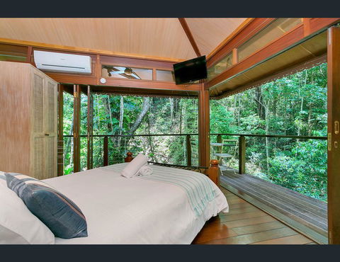 Cairns Rainforest Retreat - Accommodation Gladstone 9