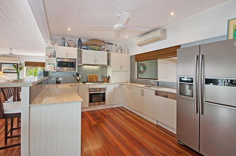 15 Wharf Street - Accommodation Gladstone 14