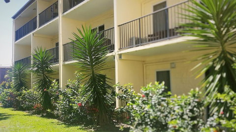 Cairns Queenslander Hotel & Apartments - Accommodation Gladstone 32