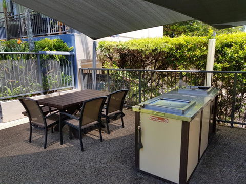 Portobello By The Sea - Accommodation Gladstone 14
