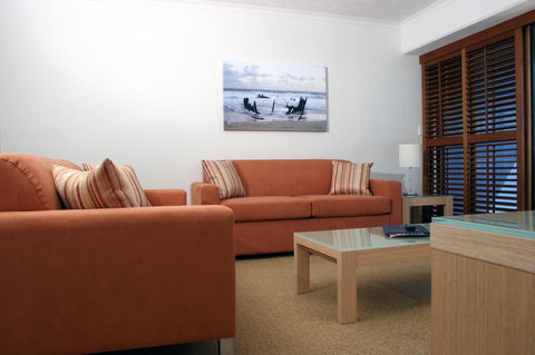 Portobello By The Sea - Accommodation Gladstone 21