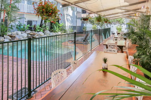 Coral Tree Inn - Accommodation Gladstone 4