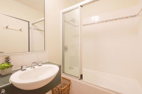 Coral Tree Inn - Accommodation Gladstone 41