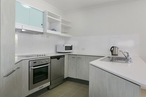 Allegro Apartments - Accommodation Gladstone 2