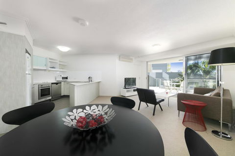 Allegro Apartments - Accommodation Gladstone 3