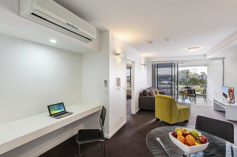 Code Apartments - Accommodation Gladstone 41