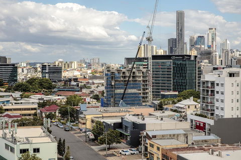 Code Apartments - Accommodation Gladstone 40