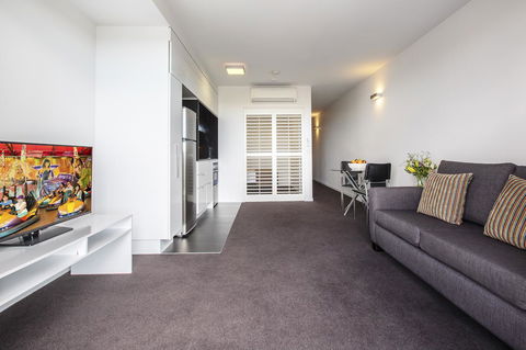 Code Apartments - Accommodation Gladstone 43
