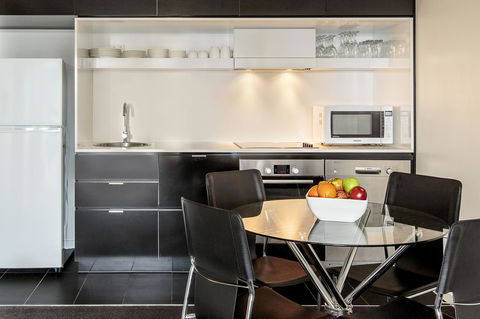 Code Apartments - Accommodation Gladstone 26