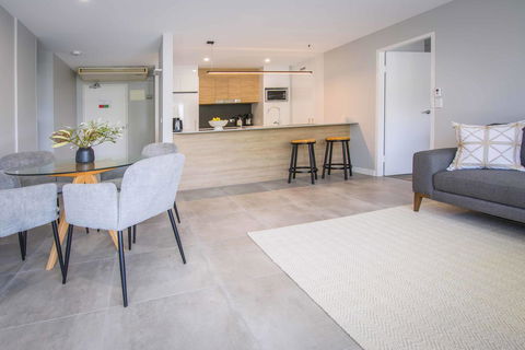 84 The Spit Holiday Apartments - Accommodation Gladstone 9
