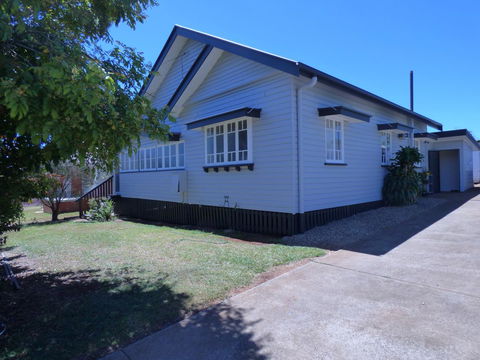 Lilly Pilly House - Accommodation Gladstone 14