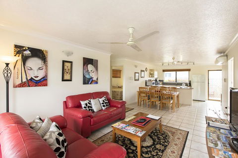 Marcol Place Holiday Apartments - Accommodation Gladstone 16