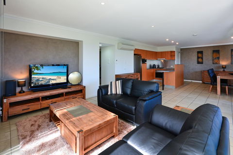 Oasis Apartments On Hamilton Island By HIHA - Accommodation Gladstone 10