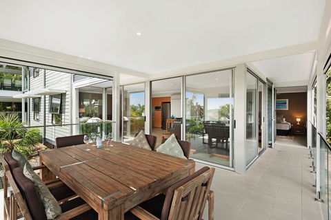 Oasis Apartments On Hamilton Island By HIHA - Accommodation Gladstone 18