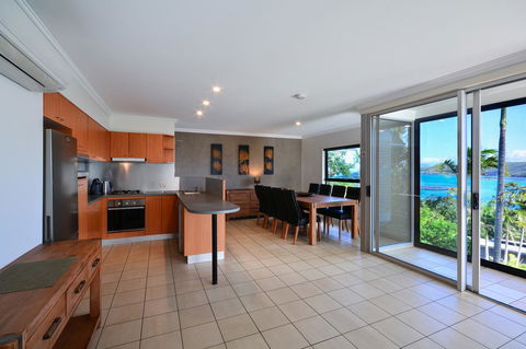 Oasis Apartments On Hamilton Island By HIHA - Accommodation Gladstone 12