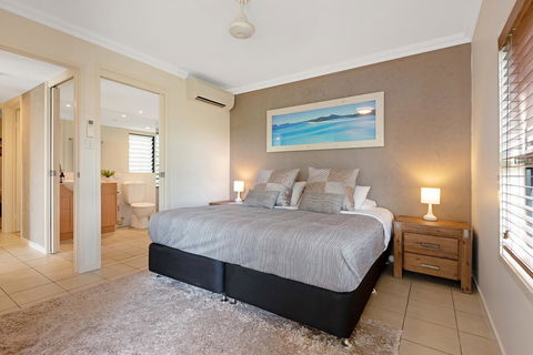 Oasis Apartments On Hamilton Island By HIHA - Accommodation Gladstone 17