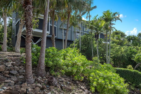 Oasis Apartments On Hamilton Island By HIHA - Accommodation Gladstone 23