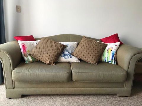 Location! 2BR Town View Unit In Centre Of Airlie. - Accommodation Gladstone 23