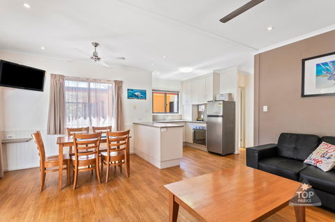 Tasman Holiday Parks - Airlie Beach - Accommodation Gladstone 13