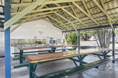 Tasman Holiday Parks - Airlie Beach - Accommodation Gladstone 11