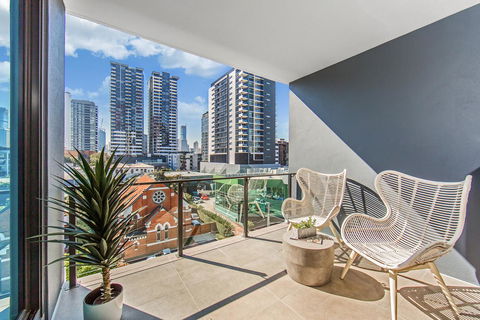 Arise Harmony Apartments - Accommodation Gladstone 3
