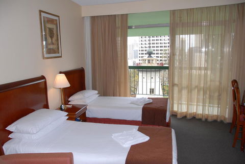 Madison Tower Mill Hotel - Accommodation Gladstone 22