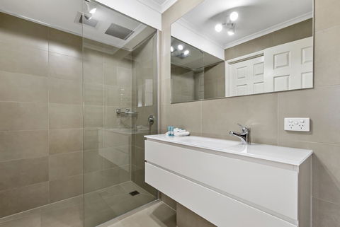 Dockside Apartments Mooloolaba - Accommodation Gladstone 22